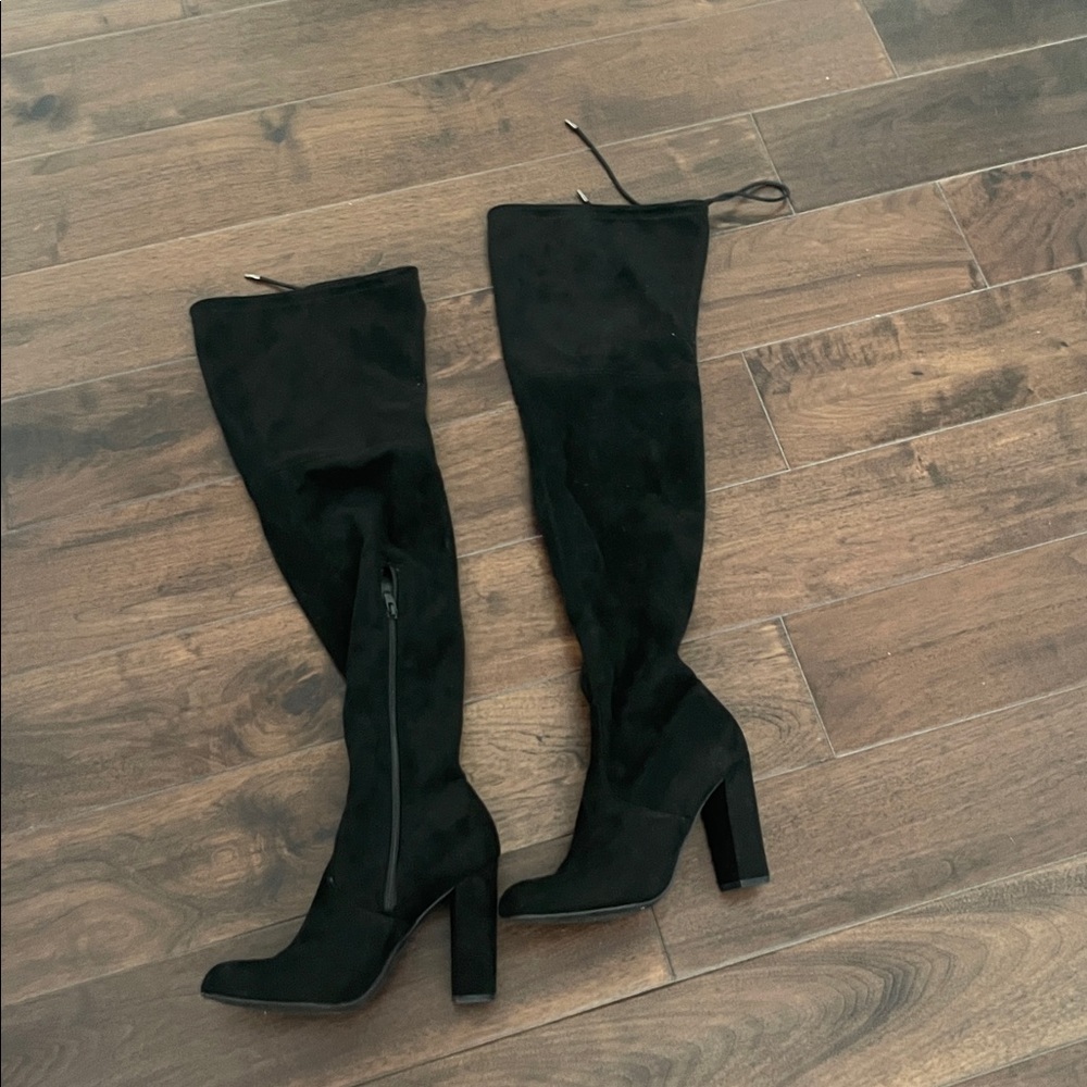Sexy faux suede black over knee boot 7.5 great for Halloween